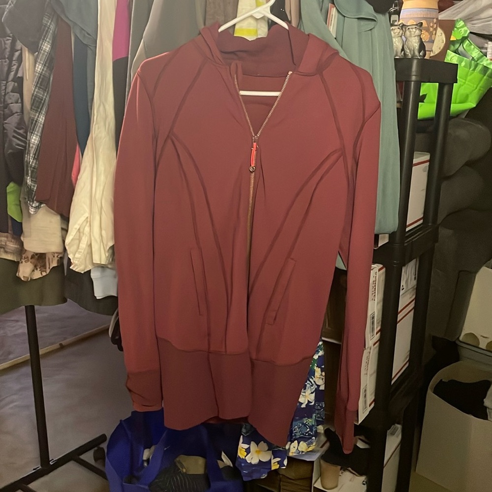 Lululemon jacket - Picture 1 of 7